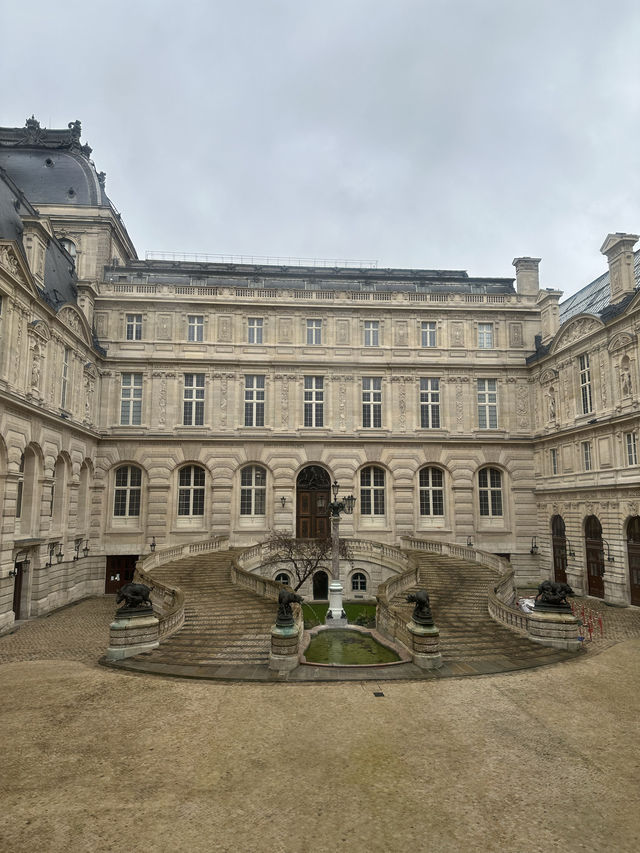 Louvre Museum 🇫🇷