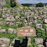 🌸中城城跡🌸坐落在遼闊石灰岩高原上的城堡殘壁