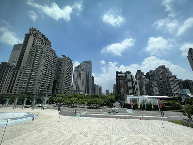 漫步藝術迷宮：臺中歌劇院之旅