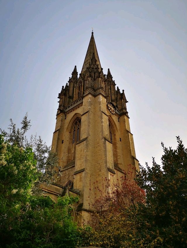 St Mary's Church: The Heart of Oxford's Spiritual and Academic Heritage