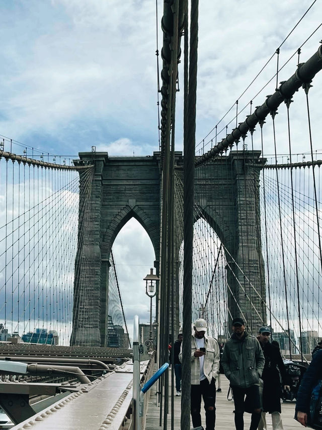 Bites, Bridges & Brushstrokes: A NYC Dream Mix