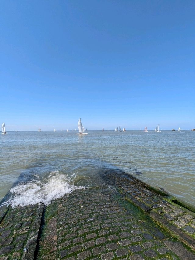 Sunny day out from London!