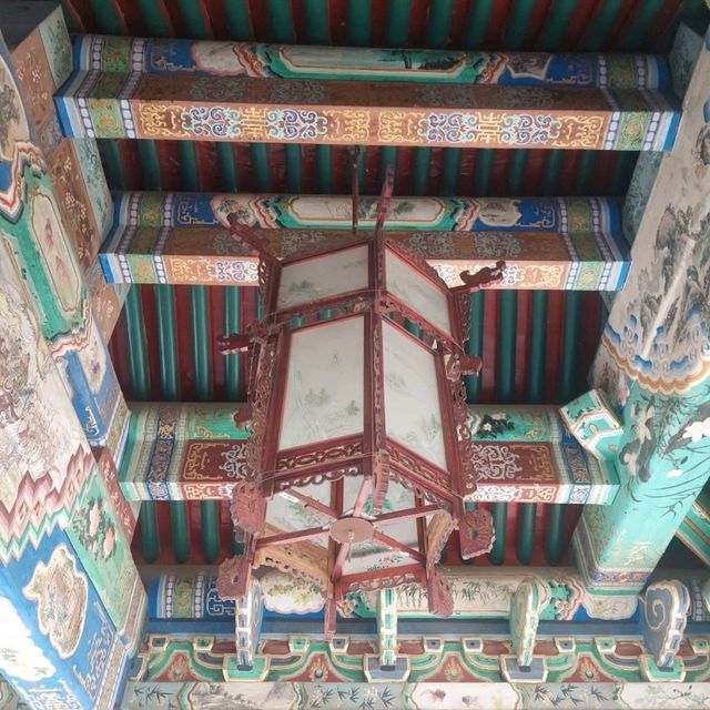 Beihai park is a wonderful park