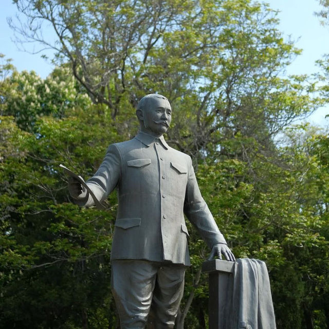 Bishkek City Center – A Calm Heart with Soviet Charm