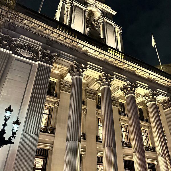 Historic Glamour Meets Modern Grace: Four Seasons Trinity Square