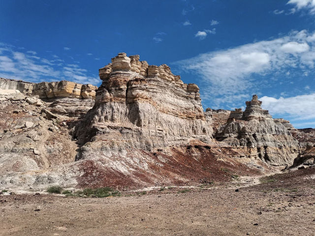 Kazakhstan Trip: Walking Sunny Day at Karagiye Depression
