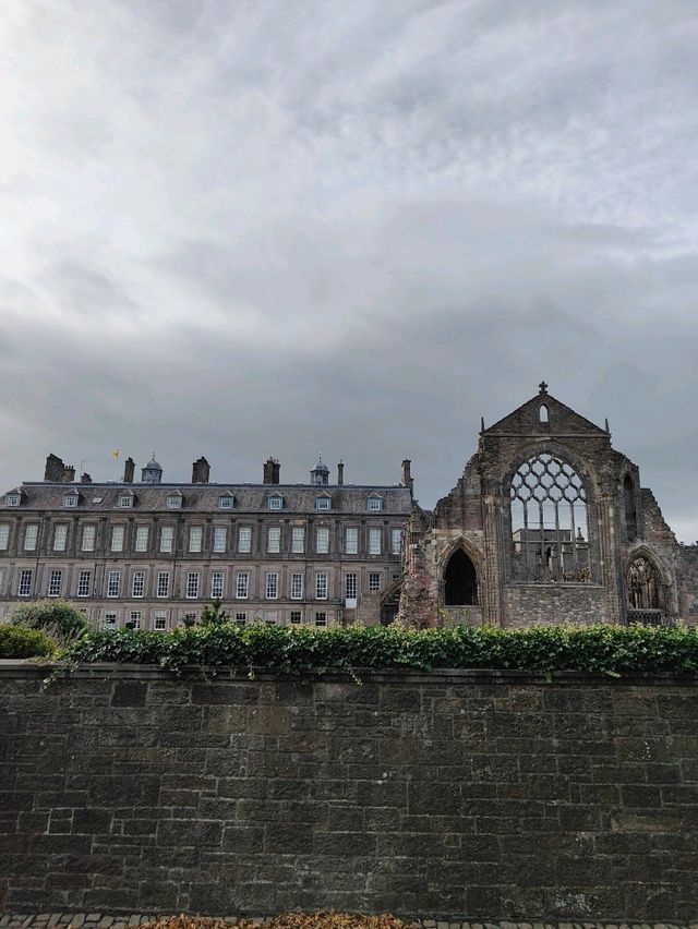 The Palace of Holyroodhouse: A Quiet Majesty Beneath the Crags The Palace of Holyroodhouse: A Quiet Majesty Beneath the Crags