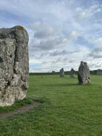 ✨ Magical Moments at Avebury Stone Circle 🪶