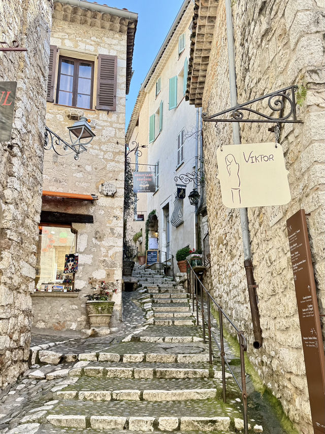 Art Village Vibes🎨