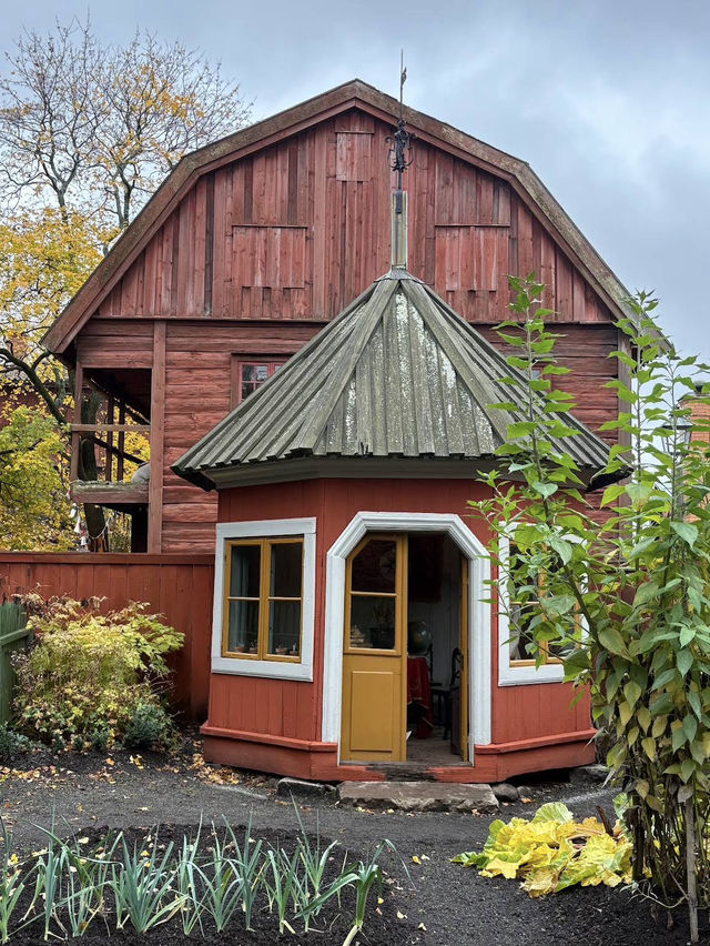🍁 Autumn at Skansen – A Living Tapestry of Nordic Nature 🌿🧡 🍁 Autumn at Skansen – A Living Tapestry of Nordic Nature 🌿🧡