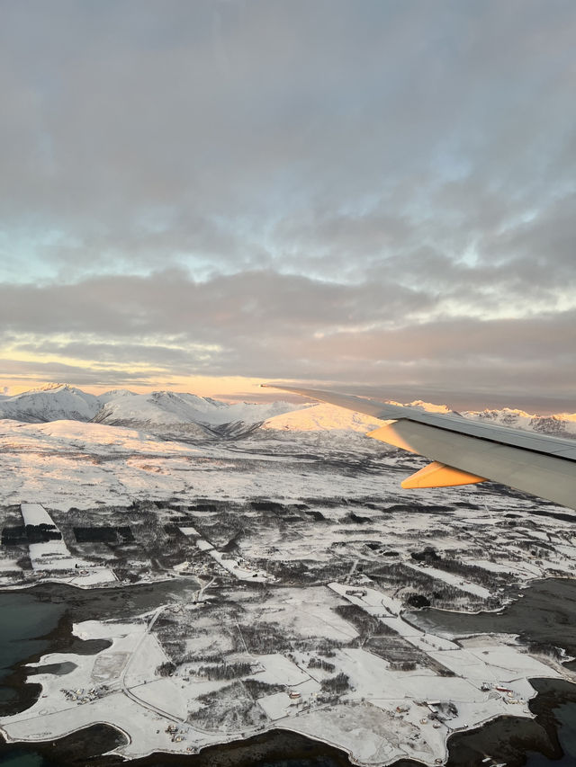 ✨ Northern Lights Hunt: Chasing Magic in the Arctic ✨ ✨ Northern Lights Hunt: Chasing Magic in the Arctic ✨