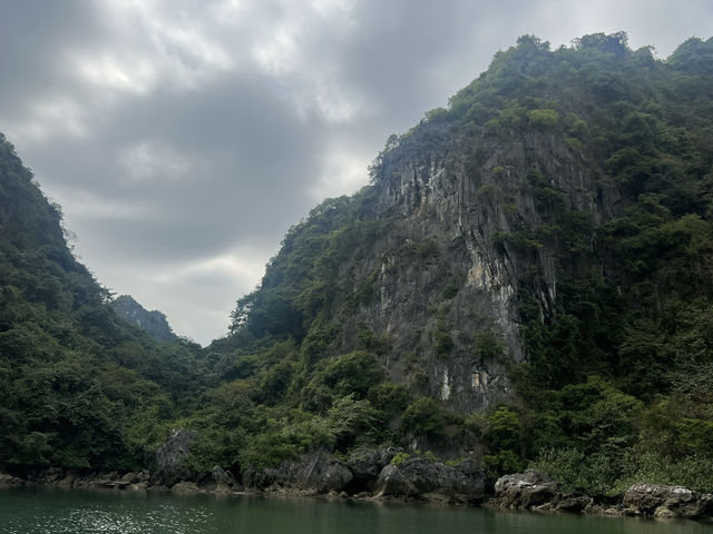 Halong bay was un-bay-lieveable!