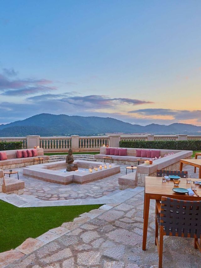 🌟 Majestic Mallorca: Cap Vermell Grand Hotel Review 🌟