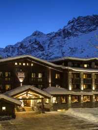 🏔️✨ Cervinia's Cozy Retreat: Hermitage Hotel Spotlight 🌟