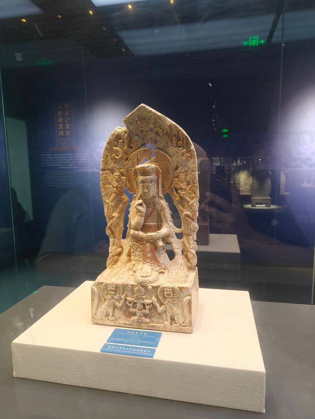 中國首座佛造像博物館-"邺城考古博物館"。