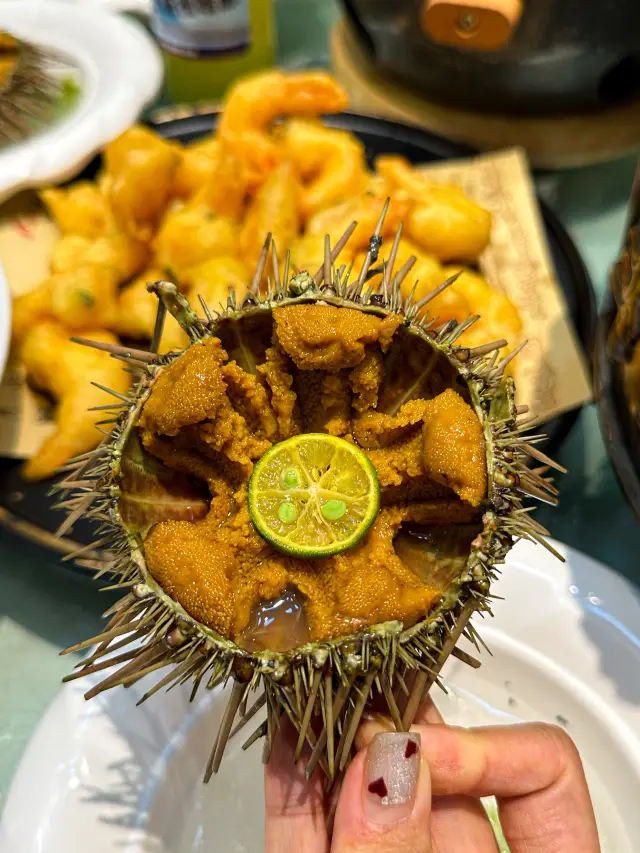 The seafood here is better than the market during the annual fishing season.