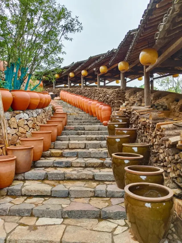"중국의 천연 산소 바" - 이싱 야오후의 대나무 바다.