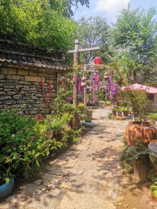 Spend the National Day holiday in Shangjiu Ancient Village and experience the accumulation of history. 