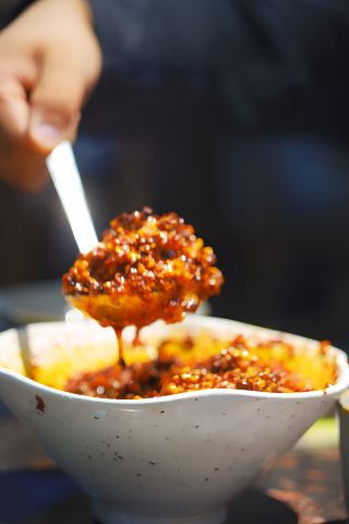 那碗辣子，那盤肉，火鍋辣子清姜坡！。