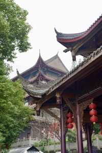 川貴小眾之旅D5：瀘州金龍寺。