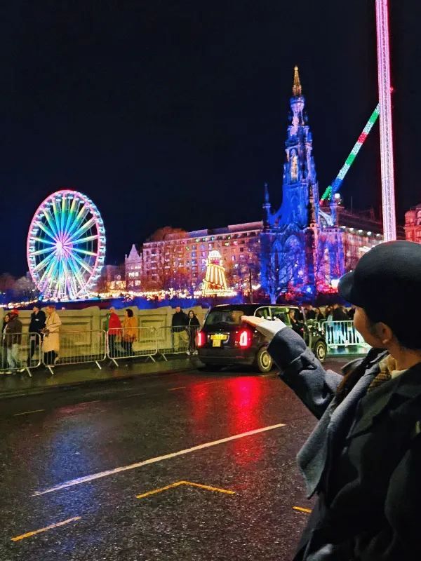 Edinburgh's Christmas Market: A Must-Visit in the UK