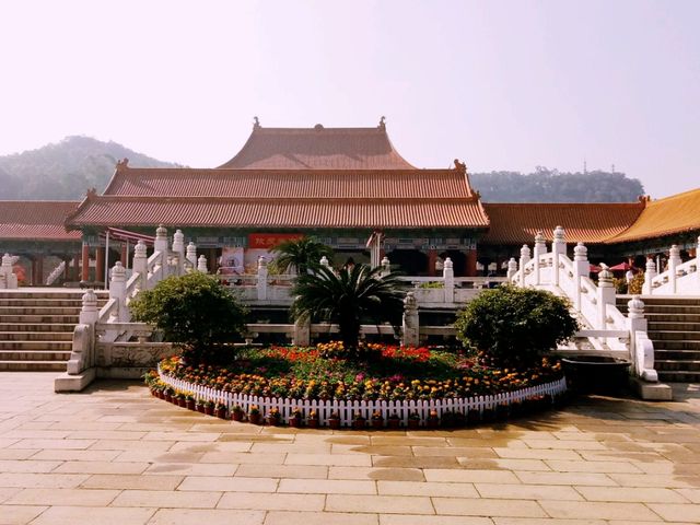 Nanhai CCTV Movie Studio: Try Different Roles!