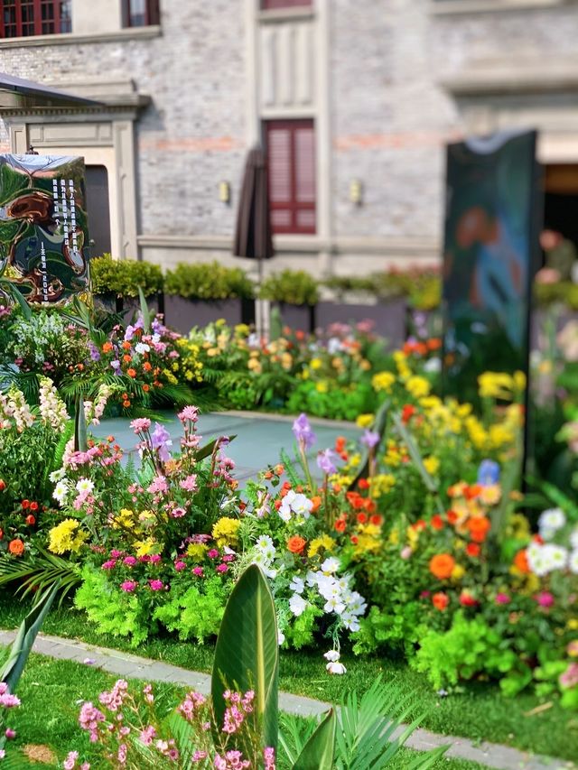 市中心的莫奈花園，蘇河灣萬象天地