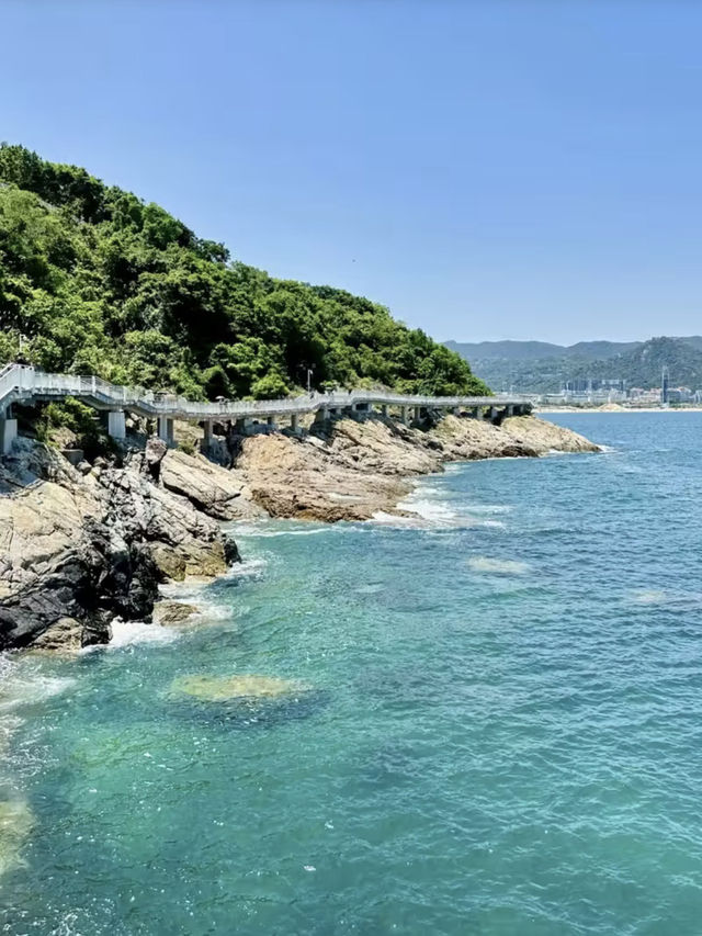 濤聲依舊：漫步鹽田海濱棧道