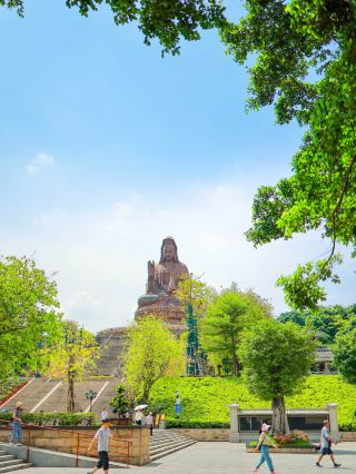 Check in at Xiqiao Mountain!! The world's largest Guanyin Buddha statue is absolutely breathtaking