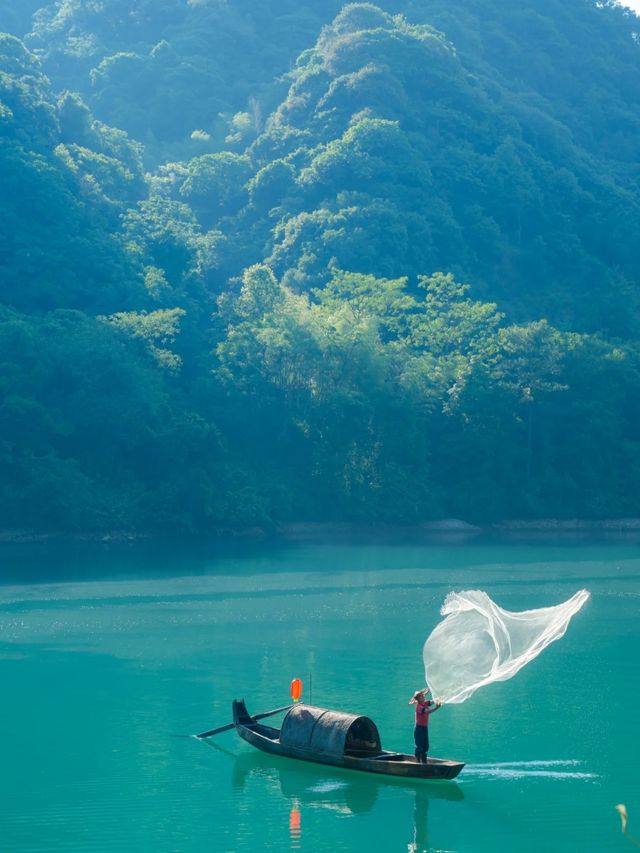 郴州懶人避暑攻略：輕鬆享受25℃丹霞水墨畫