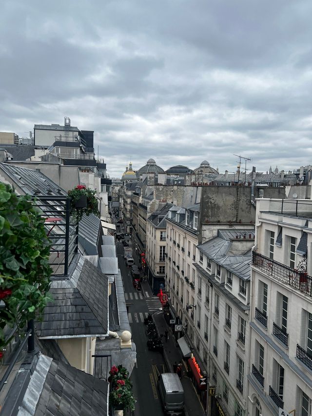 愛思得阿斯特拉歌劇院酒店 - 巴黎奢華體驗   地址：29 Rue De Caumartin, 巴