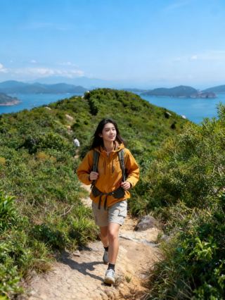 Lobster Bay Hiking Trail