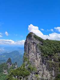 這裡不是阿凡達，是地球上的張家界！