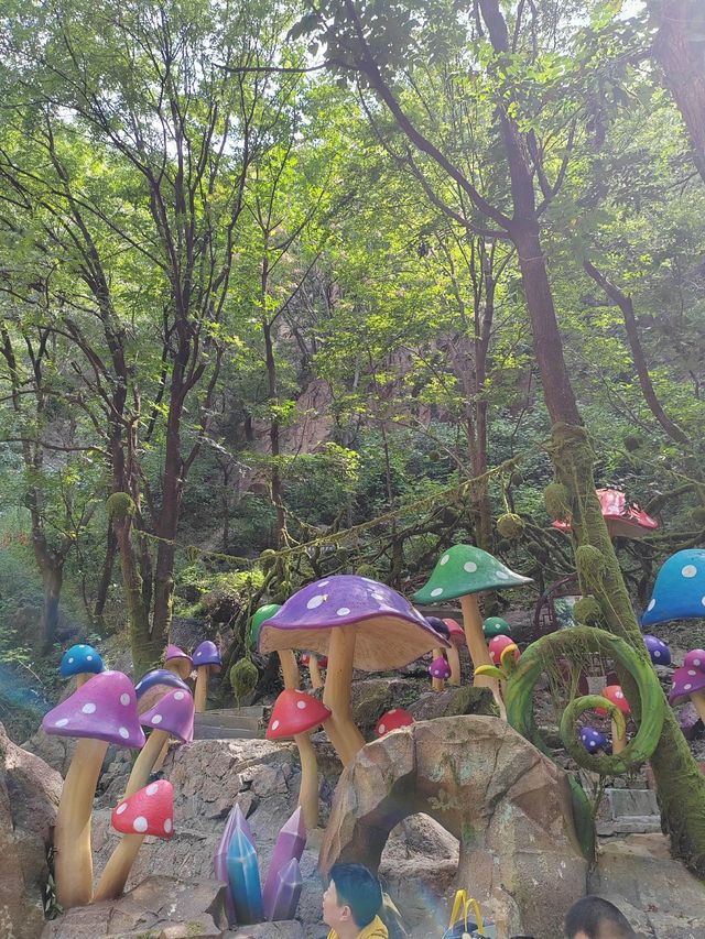 踏青何必遠行？畫眉谷仙境治癒你的春天