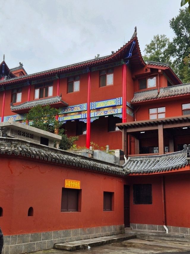 Qianling Mountain Park: Guiyang's Natural Masterpiece