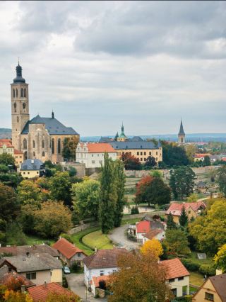 漫步波西米亞童話鎮這個歐洲小鎮的秋天美到窒息！
