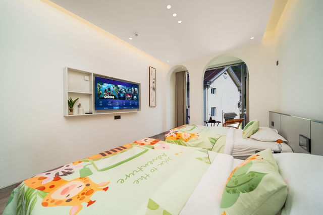 皖南川藏線月亮灣！草坪星空美宿實在太絕了。