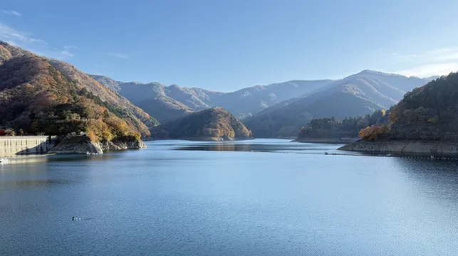 東京秋日限定-奧多摩湖紅葉秘境攻略