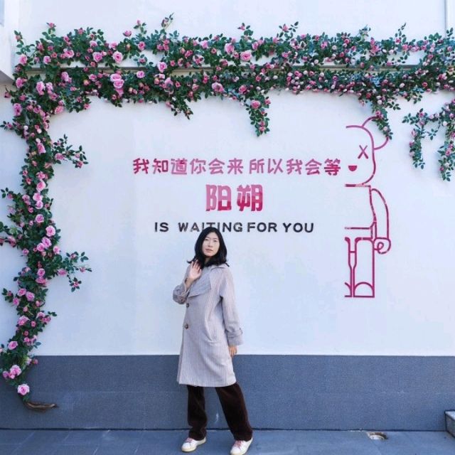 Yangshuo, lying in a landscape painting ✨