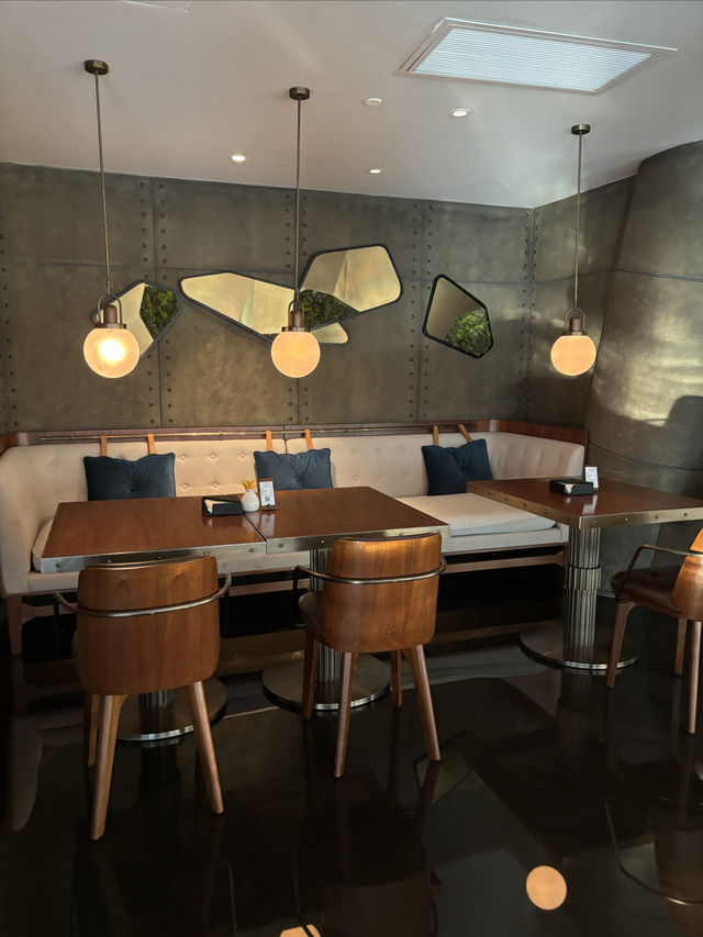 沉浸式打卡上海佘山世茂洲際酒店,這感覺絕了! 沉浸式打卡上海佘山世茂洲際酒店,這感覺絕了!