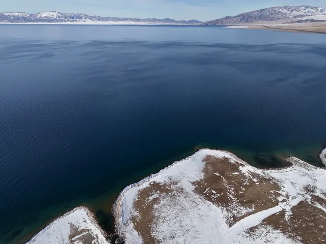 成都飛賽里木湖3日遊（11月22日）