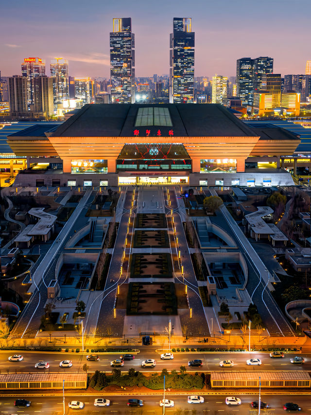 出差鄭州最後一天,白撿了三小時Citywalk 出差鄭州最後一天,白撿了三小時Citywalk