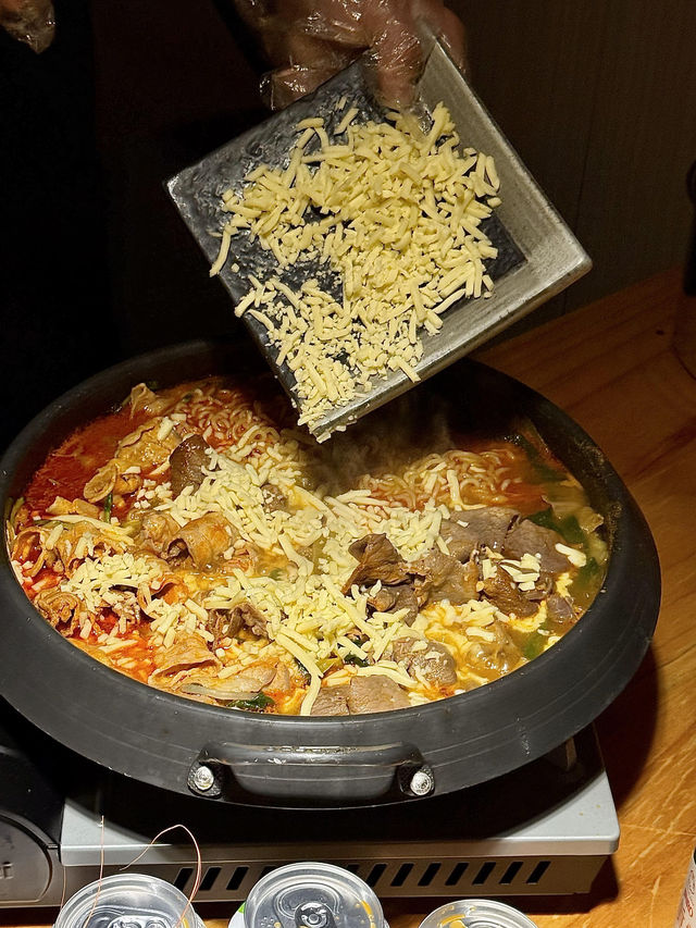 上海美食控必看！人生醬蟹+400g熟成肉部隊鍋太絕了