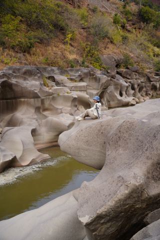 Exploring the Wonders of Diaoyan Valley