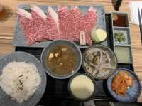平價A5和牛定食 - 美術系考滿分燒肉店