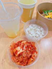 呢間「小熊貓」食物種類都幾多,而且出餐又快,抵讚~價錢又親民,無論堂食外賣都係一個唔錯既選擇~