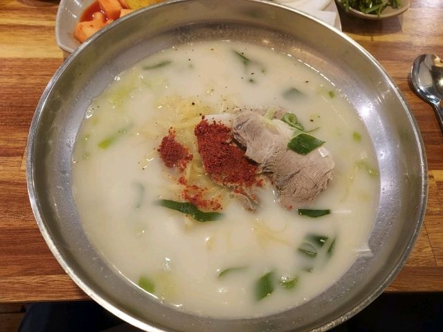 Comfortable Pork noodles/Soup with rice