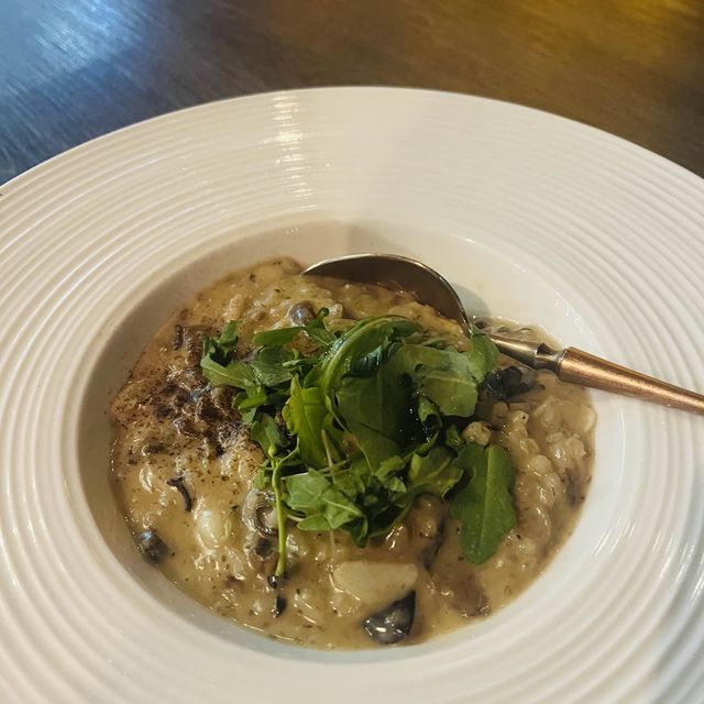 復古貴族風西餐廳🍴