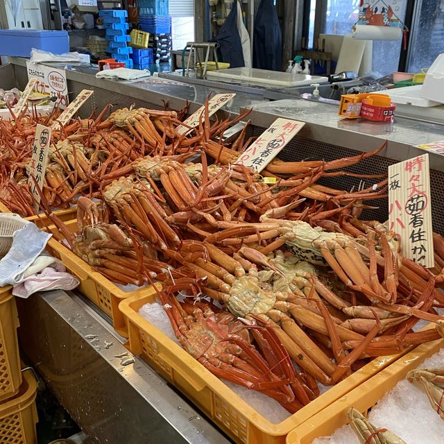 兵庫県・山陰香住「にしともカニ市場」観光立寄りにおすすめ