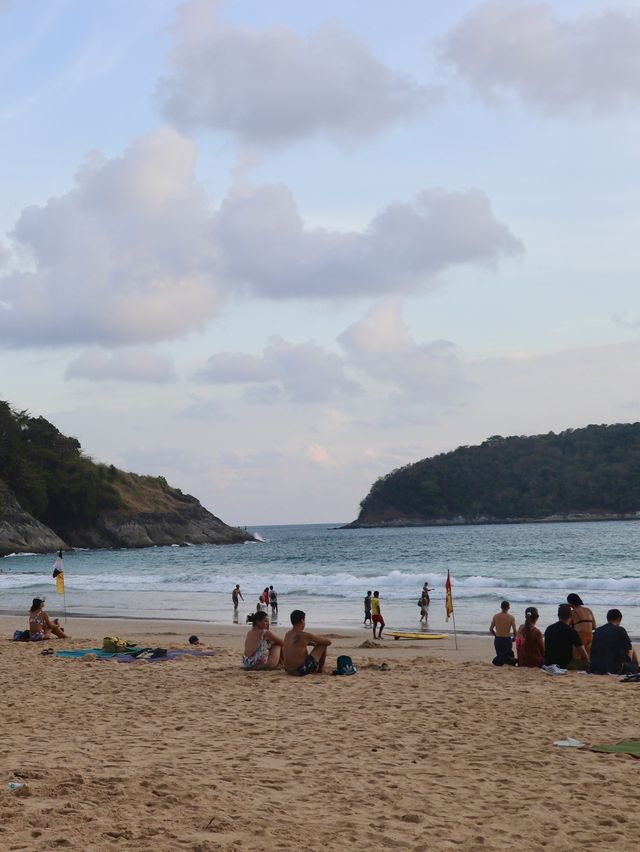 หาดในหาน ภูเก็ต หาดสวย ทรายละเอียด น้ำทะเลใส 